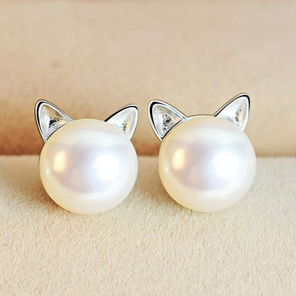 Kitten Earrings in Silver with Cultured Pearls