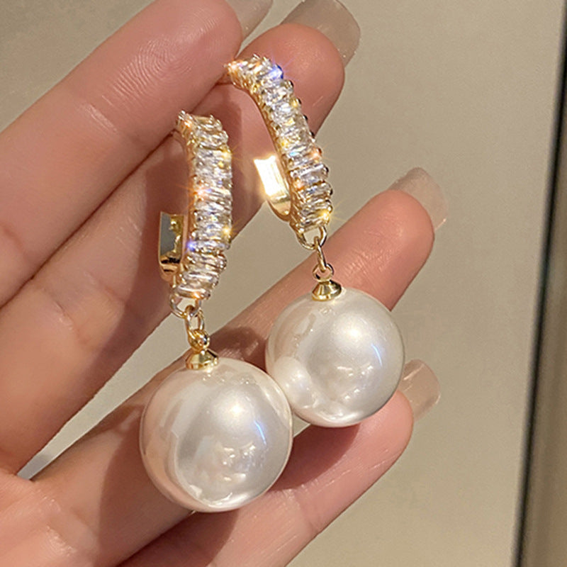 Dangling Natural Pearl Earrings with 18K Gold Plating